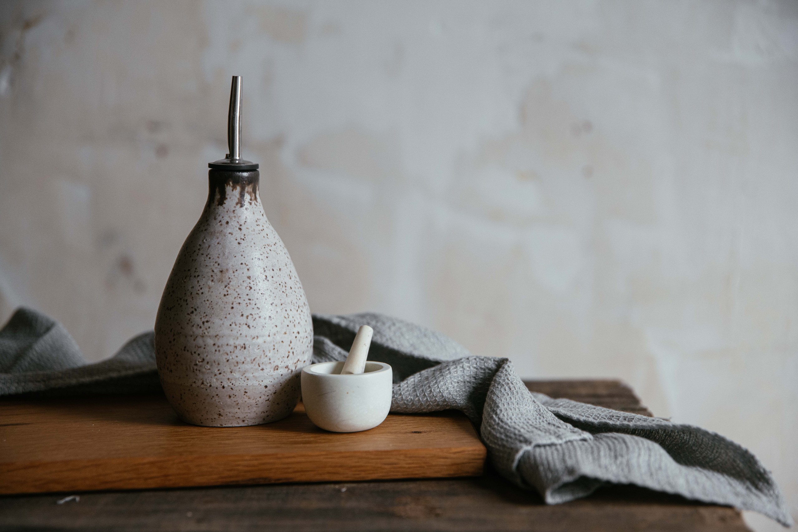 White Marble Mortar & Pestle - 2.25"H, 2.75"D